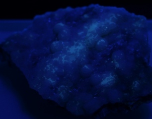 Tacharanite Thomsonite - Rio Pian del Foco, Olbicella, Liguria, Italy